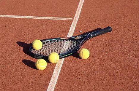 Singurul turneu de tenis pentru veterani din Bihor are loc în această săptămână la Baza Sportivă Sănătatea 